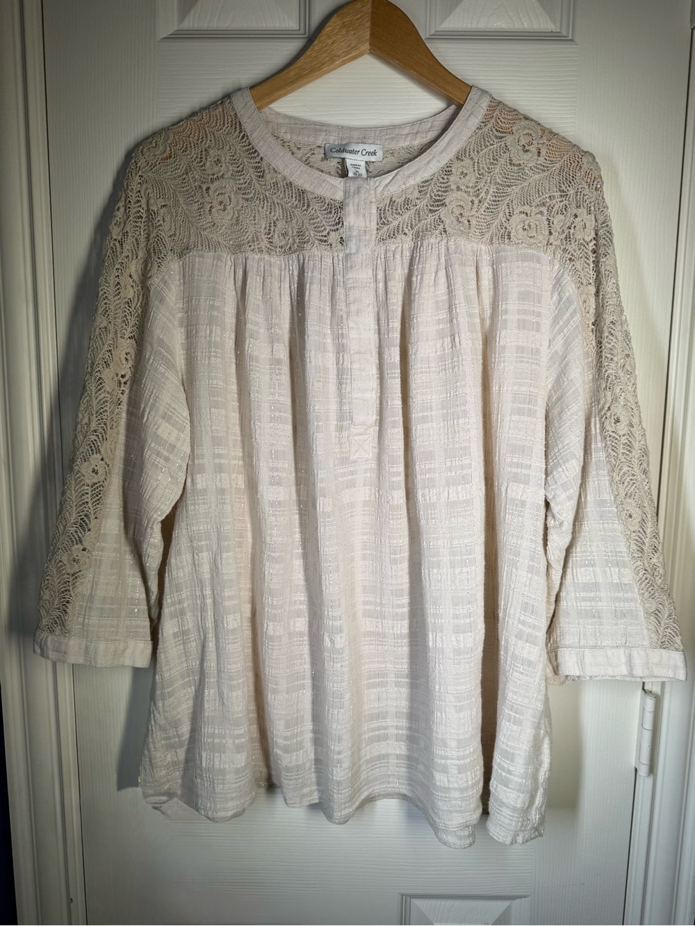 Coldwater Creek 2X Cotton Cream Lace Yoke Tunic Top with Silver Thread Accent